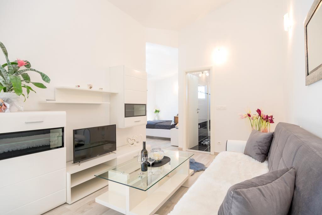 Apartment Antonio Baška Voda Εξωτερικό φωτογραφία